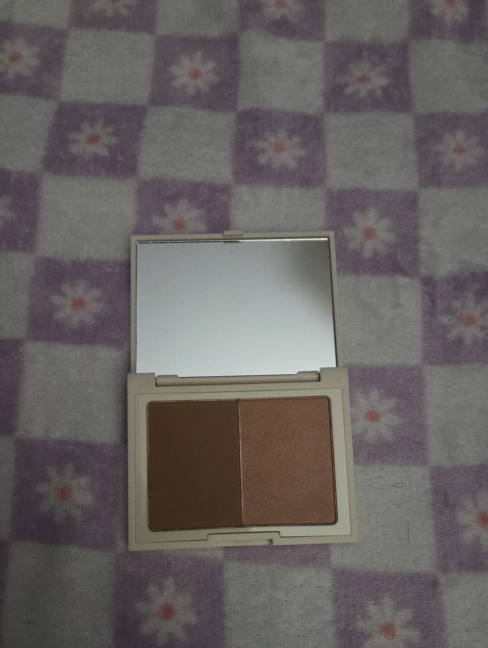 Radiant Cream Bronzer & Contour Duo — Warm Brown
